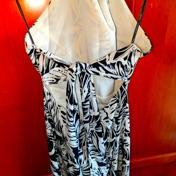 Tropical Palms Maxi Dress - Picture 2 of 16